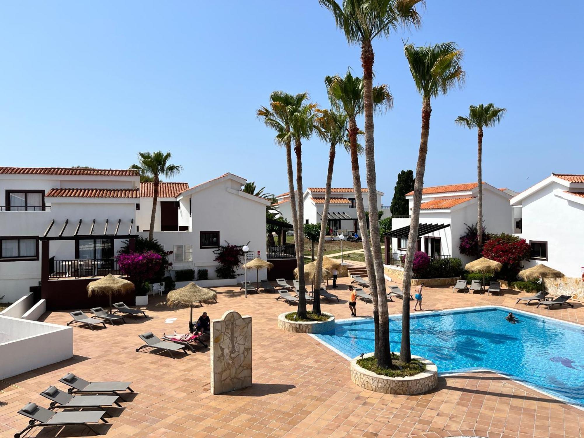 Aparthotel Nuramar 4*