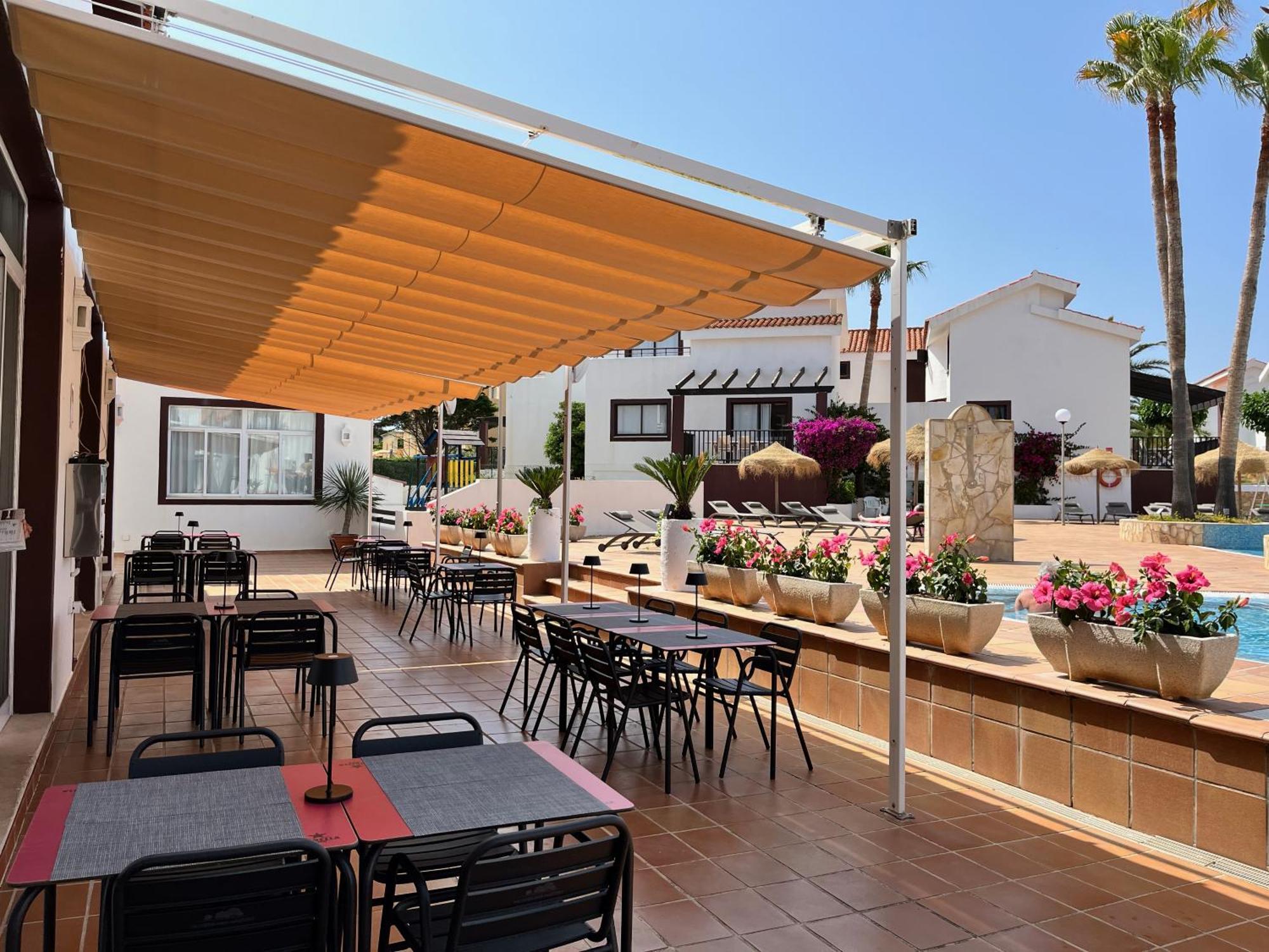 Nuramar Aparthotel